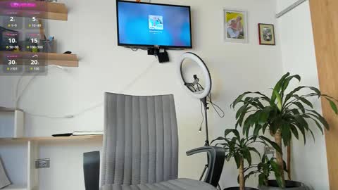 Snapshot of manucute_23_ chatting on 10-23-25, 03:11 manucute 23 online show from 10-23-25, 03:11