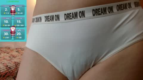 Snapshot of manue_bela chatting on 01-16-25, 11:04 Angela online show from 01-16-25, 11:04