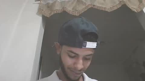 Snapshot of manuel444rl chatting on 02-04-25, 11:27 Manuel RL online show from 02-04-25, 11:27