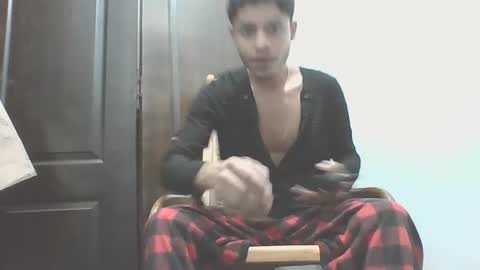 Snapshot of manuel444rl chatting on 02-10-25, 01:35 Manuel RL online show from 02-10-25, 01:35