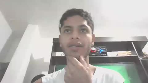 Snapshot of manuel444rl chatting on 02-12-25, 05:48 Manuel RL online show from 02-12-25, 05:48