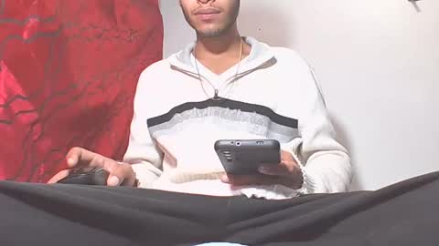 Snapshot of manuel444rl chatting on 02-15-25, 02:11 Manuel RL online show from 02-15-25, 02:11