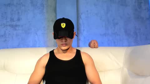 Manuel online show from 09-28-25, 01:33