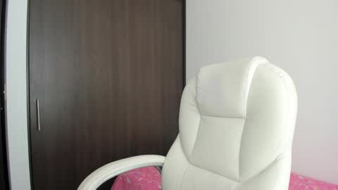 Snapshot of manuela_anderson chatting on 01-16-25, 03:13 MANUELA online show from 01-16-25, 03:13