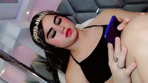 Manuela Kingsley online show from 02-01-25, 06:08