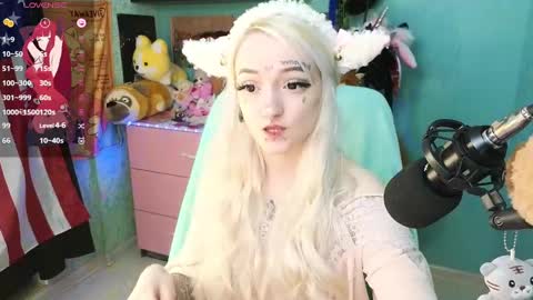 Snapshot of manuela_unicorn chatting on 01-20-25, 11:56 Manuela online show from 01-20-25, 11:56