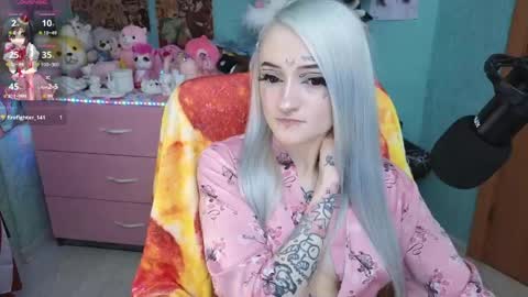 Manuela online show from 04-13-26, 09:09