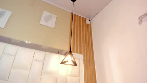 Snapshot of manuela_zapata chatting on 02-10-25, 02:19 manu 3 online show from 02-10-25, 02:19