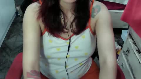 Manu Escarlate online show from 04-16-26, 01:50