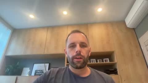 Snapshot of manynaaamess chatting on 10-23-25, 01:10 manynaaamess online show from 10-23-25, 01:10