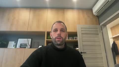 Snapshot of manynaaamess chatting on 11-12-25, 06:58 manynaaamess online show from 11-12-25, 06:58