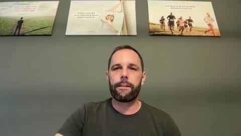 Snapshot of manynaaamess chatting on 11-17-25, 04:13 manynaaamess online show from 11-17-25, 04:13