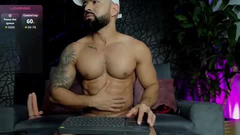 MAOFENIX online show from 11-23-25, 02:50