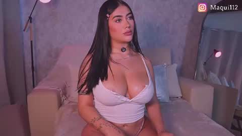 Snapshot of maquiii chatting on 07-16-26, 10:16 Maquii online show from 07-16-26, 10:16