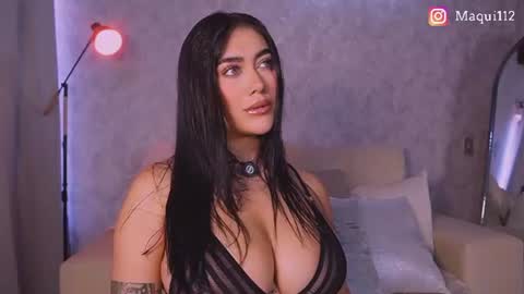 Snapshot of maquiii chatting on 07-25-26, 05:21 Maquii online show from 07-25-26, 05:21