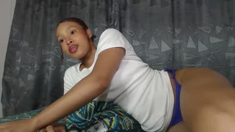 Snapshot of mar_aimy chatting on 02-25-26, 03:16 Mar online show from 02-25-26, 03:16