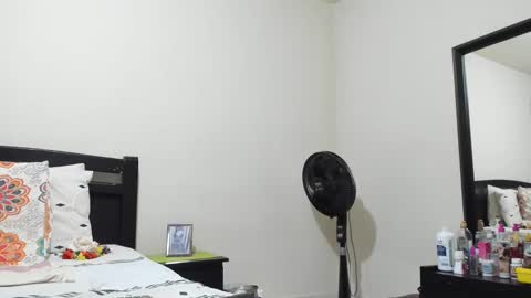 Snapshot of mara2020xxx69 chatting on 01-28-25, 02:21 Mara online show from 01-28-25, 02:21