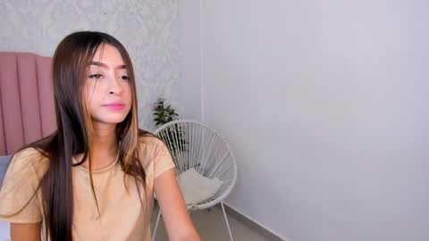 Snapshot of mara_galle chatting on 04-25-26, 12:52 Mara online show from 04-25-26, 12:52
