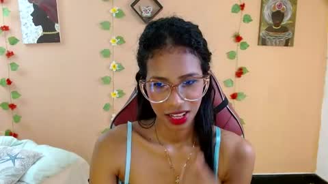 Snapshot of mara_summer chatting on 05-10-26, 02:00 Mara 3 online show from 05-10-26, 02:00