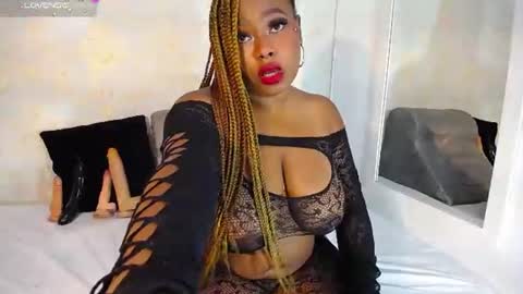 Snapshot of mara_thompsonn chatting on 06-18-26, 12:42 mara_thompsonn online show from 06-18-26, 12:42