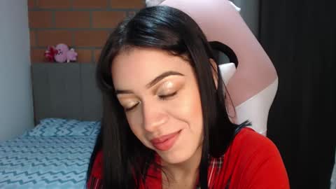 Snapshot of maraa_09 chatting on 01-20-25, 02:53 Marcela independent online show from 01-20-25, 02:53