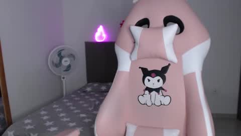 Snapshot of maraa_09 chatting on 02-22-25, 10:20 Marcela independent online show from 02-22-25, 10:20