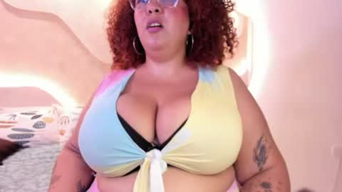 Snapshot of maraasweet chatting on 07-16-26, 07:31 Mrs. Sweet online show from 07-16-26, 07:31