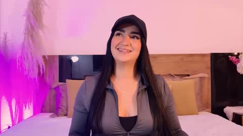 Snapshot of maragrief chatting on 05-28-26, 02:31 maragrief online show from 05-28-26, 02:31