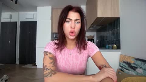 Snapshot of marakuia054 chatting on 01-11-26, 11:15 Marakuia online show from 01-11-26, 11:15