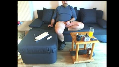 Maraoles online show from 11-23-25, 11:54