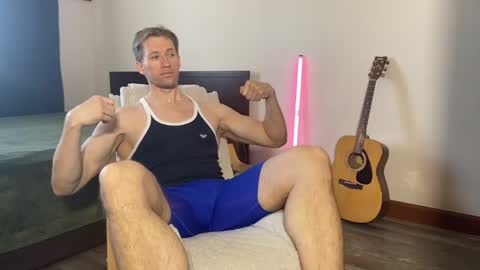 Snapshot of marc105100 chatting on 05-09-26, 05:34 alex marvelxx online show from 05-09-26, 05:34