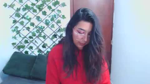 Marcela  online show from 12-18-25, 01:11