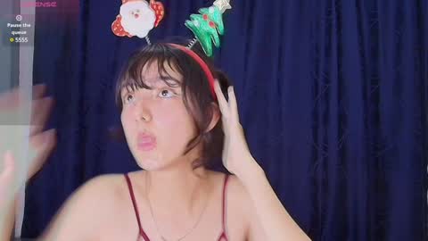 Snapshot of marcelaa_fox chatting on 12-12-24, 11:25 Marcela online show from 12-12-24, 11:25