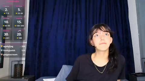 Snapshot of marcelaa_fox chatting on 12-20-24, 05:36 Marcela online show from 12-20-24, 05:36