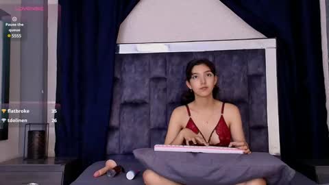 Snapshot of marcelaa_fox chatting on 01-16-25, 10:12 Marcela online show from 01-16-25, 10:12