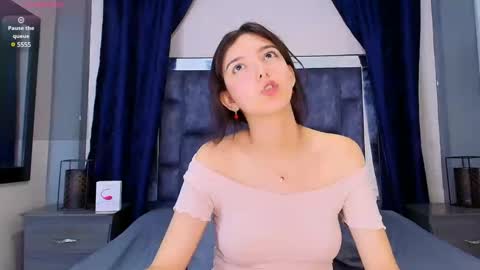 Snapshot of marcelaa_fox chatting on 01-25-25, 12:17 Marcela online show from 01-25-25, 12:17