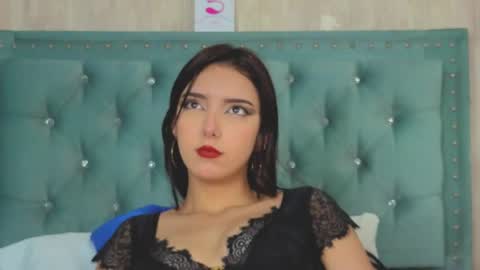 Snapshot of marcelaa_fox chatting on 09-17-25, 07:59 Marcela online show from 09-17-25, 07:59