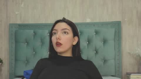 Snapshot of marcelaa_fox chatting on 09-25-25, 07:50 Marcela online show from 09-25-25, 07:50