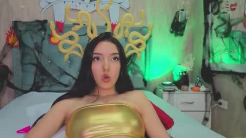 Snapshot of marcelaa_fox chatting on 10-30-25, 08:31 Marcela online show from 10-30-25, 08:31