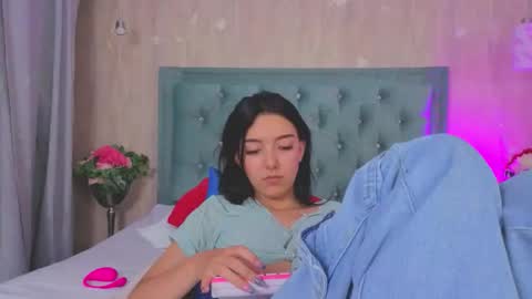 Snapshot of marcelaa_fox chatting on 11-11-25, 07:58 Marcela online show from 11-11-25, 07:58