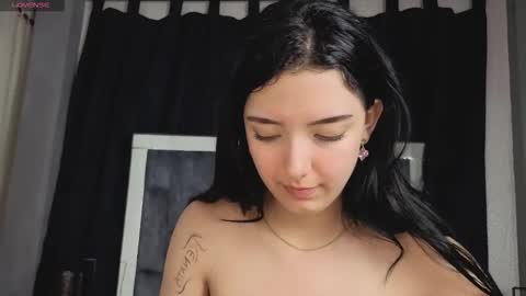 Snapshot of marcelaa_fox chatting on 11-19-25, 08:36 Marcela online show from 11-19-25, 08:36