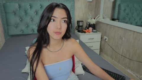 Marcela online show from 04-15-26, 09:15