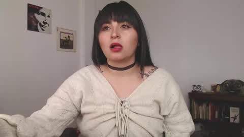 Snapshot of marceline_uu chatting on 02-26-25, 03:19 M A R C I online show from 02-26-25, 03:19