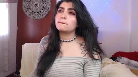 Snapshot of marceline_uu chatting on 09-25-25, 05:49 M A R C I online show from 09-25-25, 05:49