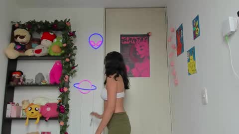 Snapshot of marcelinegh chatting on 03-05-26, 06:26 Marceline online show from 03-05-26, 06:26