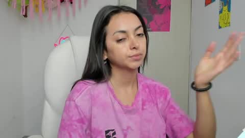 Snapshot of marcelinegh chatting on 05-20-26, 11:27 Marceline online show from 05-20-26, 11:27