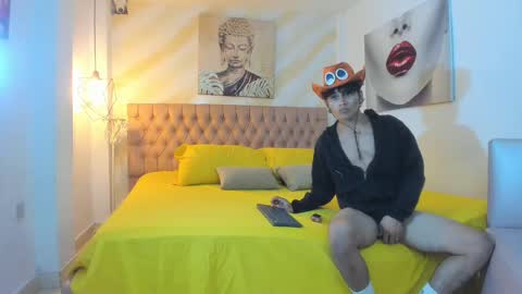 Snapshot of marcelo_cazas chatting on 09-25-25, 02:04 ruy jex online show from 09-25-25, 02:04