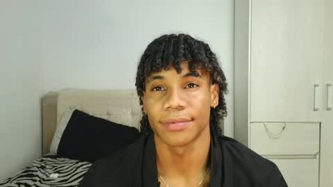 Snapshot of marcelo_dosantos77 chatting on 05-14-26, 10:27 MARCELO online show from 05-14-26, 10:27