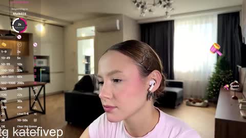 Snapshot of marciedougall chatting on 01-18-26, 10:08 Kate online show from 01-18-26, 10:08