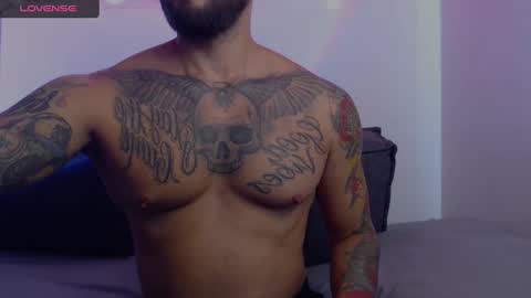 Snapshot of marco_allison43 chatting on 12-20-24, 03:42 marco_allison43 online show from 12-20-24, 03:42